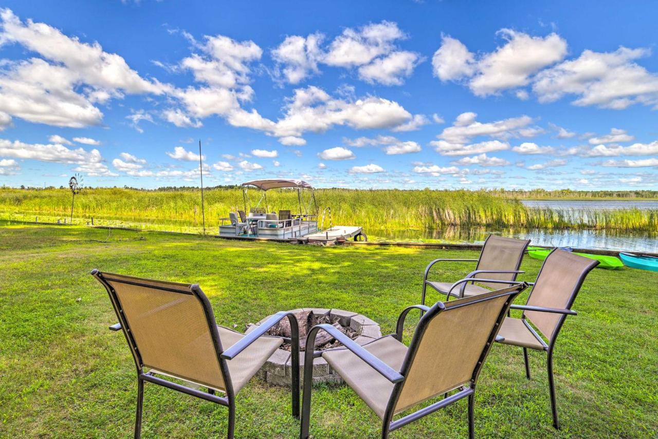 East Tawas Lakefront Getaway With Kayaks And Deck المظهر الخارجي الصورة